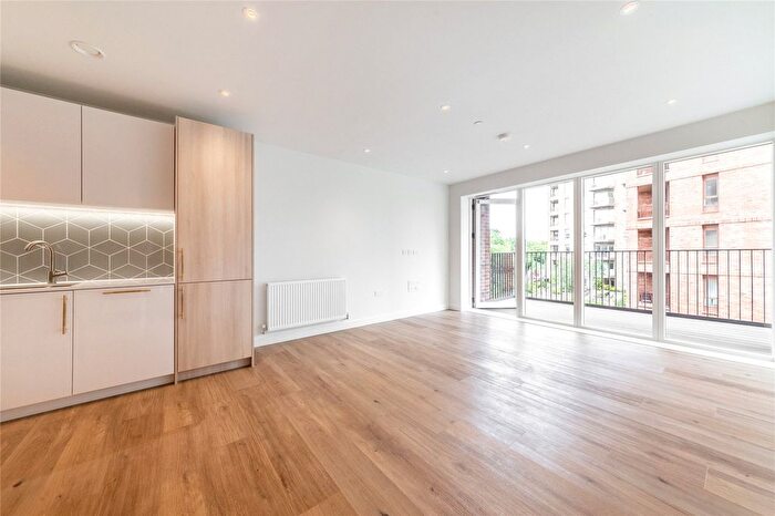 1 Bedroom Flat To Rent In Mary Neuner Road, London, N8