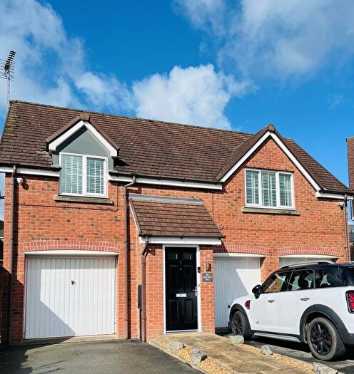 2 Bedroom Flat For Sale In The Limes, Uttoxeter, ST14