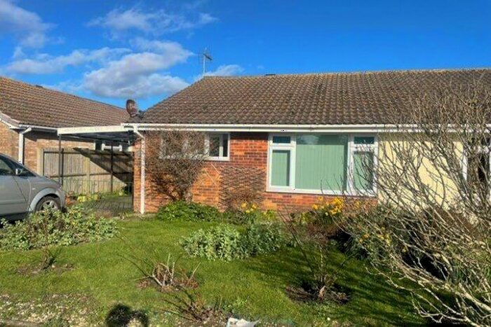 2 Bedroom Bungalow To Rent In Copperfields, Romney Marsh, TN29