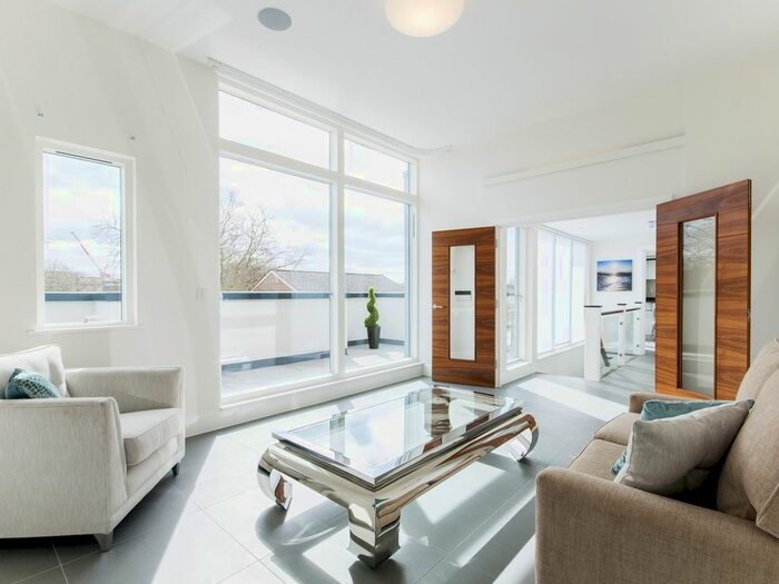 3 Bedroom Flat To Rent In Cranham Street, Oxford, OX2