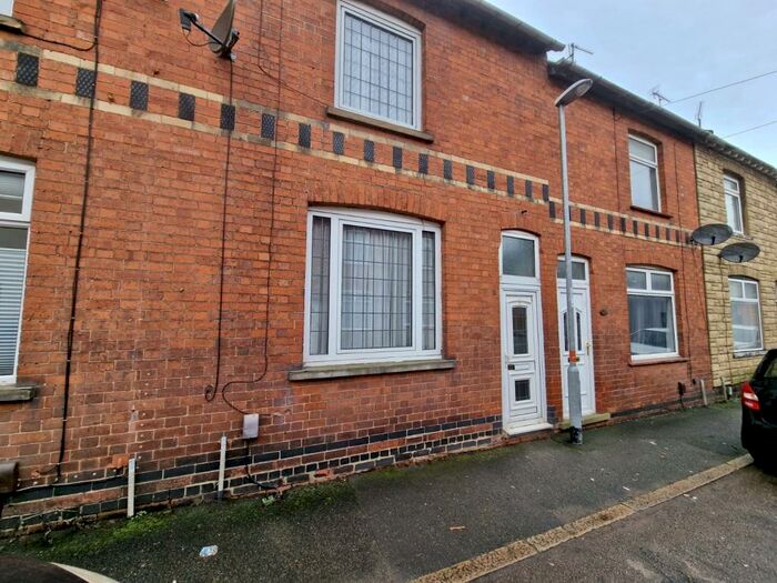 2 Bedroom House To Rent In Cross Street, Kettering, NN16
