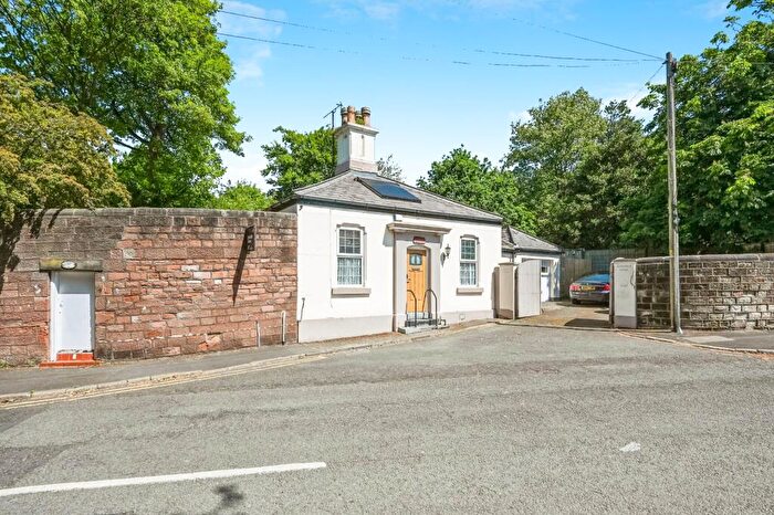 2 Bedroom Detached House For Sale In Bankfield Road, Liverpool, Merseyside, L13