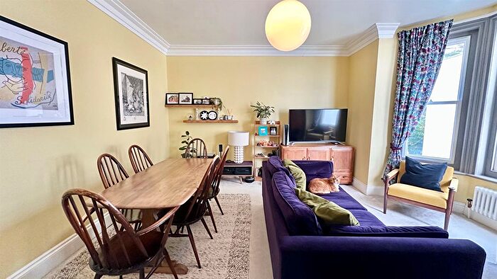 3 Bedroom Flat For Sale In Sussex House, Marina, St. Leonards-On-Sea, TN38