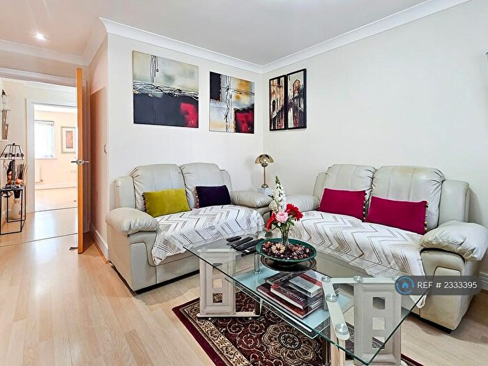 2 Bedroom Flat To Rent In Imperial Drive, Harrow, HA2