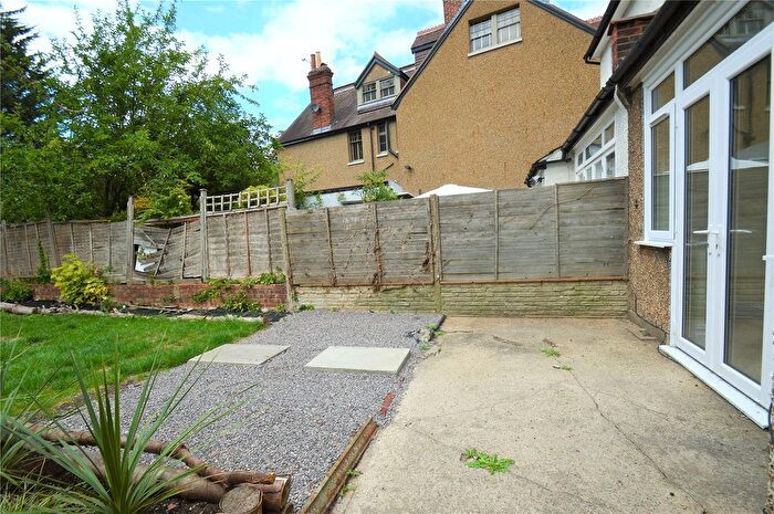 1 Bedroom Flat To Rent In Blenheim Crescent, South Croydon, CR2