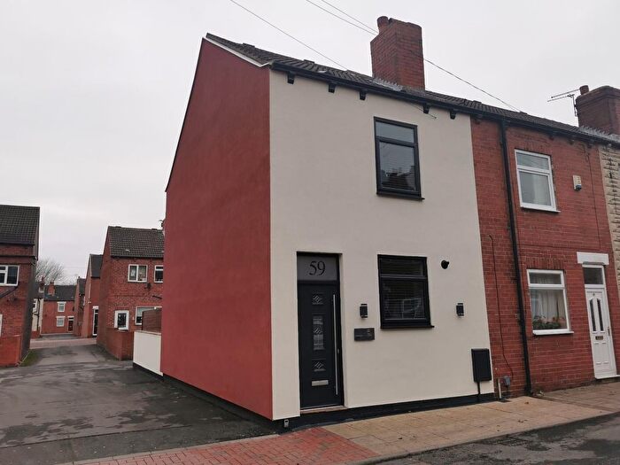 3 Bedroom Detached House To Rent In King Street, Castleford, West Yorkshire, Uk, WF10