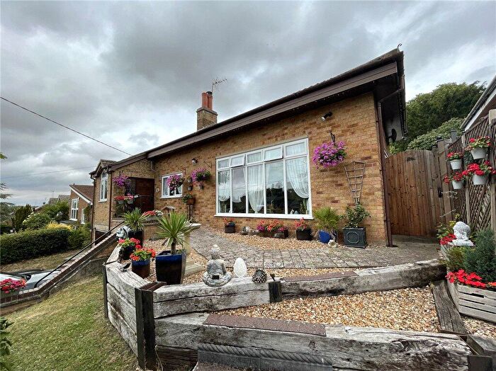 4 Bedroom Bungalow For Sale In Robins Meadow, Spring Hill, Little Staughton, MK44