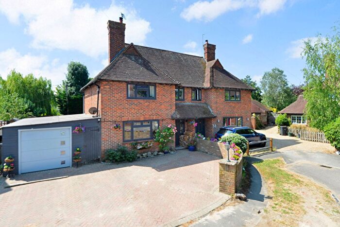 4 Bedroom Semi-Detached House For Sale In Lashmere, Cranleigh, GU6