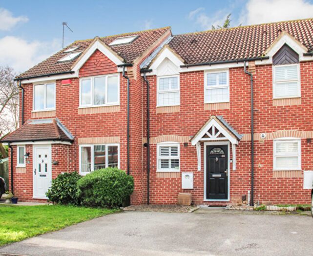 2 Bedroom Terraced House For Sale In Austen Road, Erith, DA8