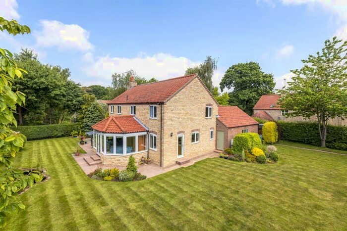 3 Bedroom Detached House For Sale In School Lane, Brattleby, Lincoln, LN1