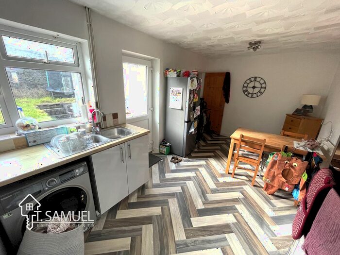 2 Bedroom Terraced House For Sale In High Street, Mountain Ash, CF45