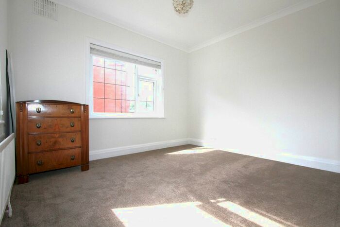 1 Bedroom Terraced House To Rent In Heene Road, Worthing, BN11