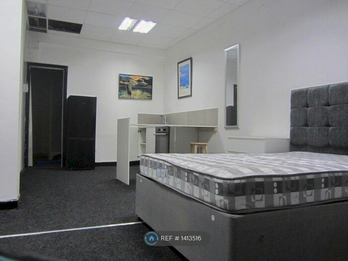 Studio To Rent In Stoke, Stoke, ST4