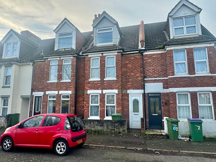 4 Bedroom Terraced House For Sale In Morrison Road, Folkestone, Kent, CT20