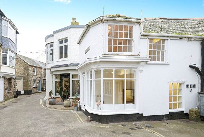 1 Bedroom Detached House For Sale In St. Andrews Street, St. Ives, Cornwall, TR26