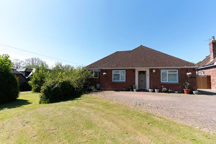 3 Bedroom Bungalow For Sale In Scivier’s Lane, Durley, SO32
