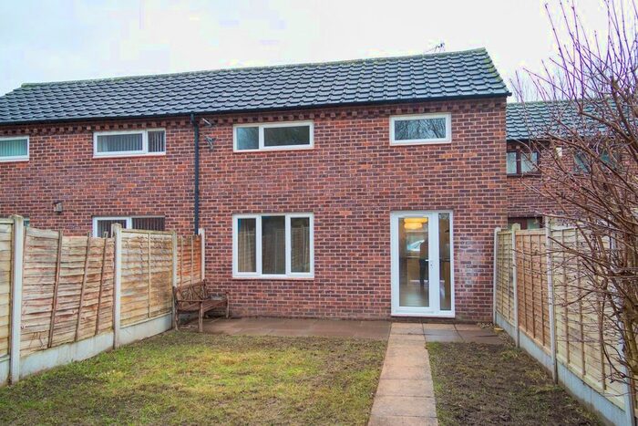 2 Bedroom Property To Rent In Haseley Close, Redditch, B98
