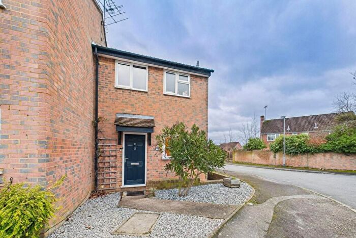 1 Bedroom End Of Terrace House For Sale In Petrel Close, Wokingham, Berkshire, RG41