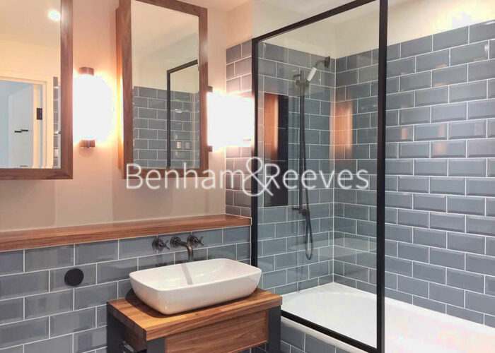 2 Bedroom Apartment To Rent In Emery Way, Wapping, E1W