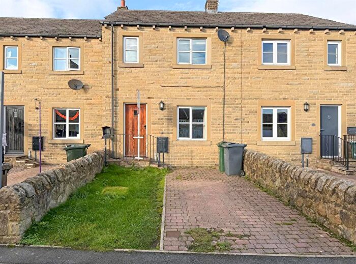 3 Bedroom Terraced House For Sale In St. Johns Street, Silsden, BD20