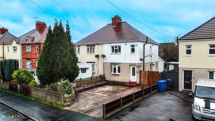 3 Bedroom Semi Detached House For Sale In French Avenue, Mile Oak, Tamworth, Staffordshire, B78