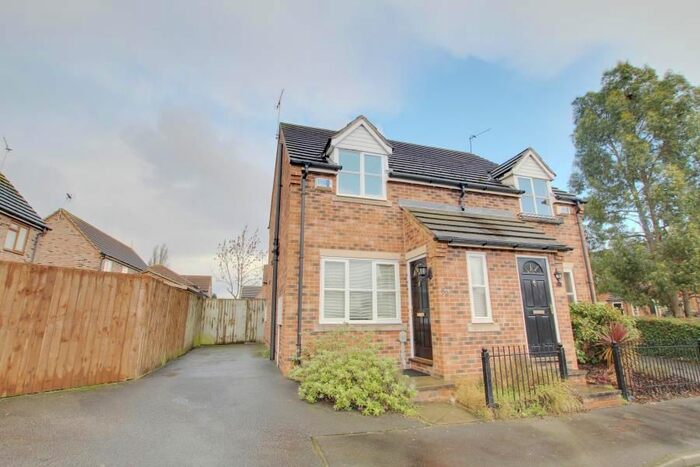 2 Bedroom Semi-Detached House To Rent In West Grove, Hull HU4