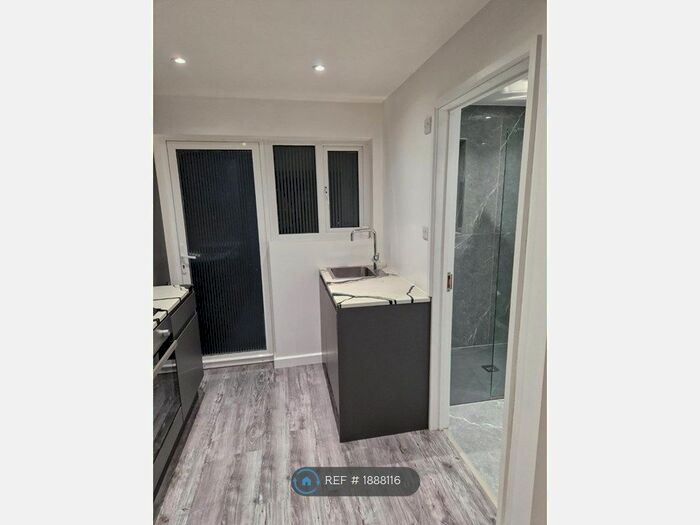 2 Bedroom Terraced House To Rent In Beam Avenue, Dagenham, RM10