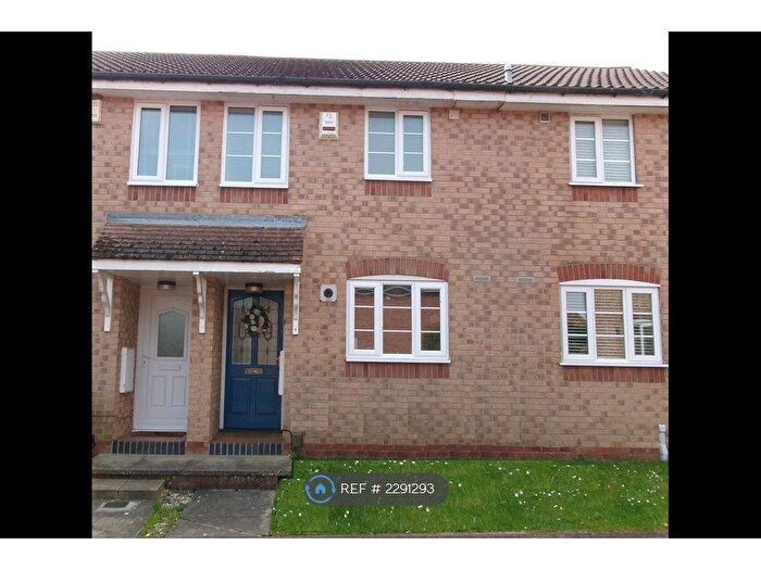 2 Bedroom Terraced House To Rent In Rockingham Crescent, Grimsby, DN34