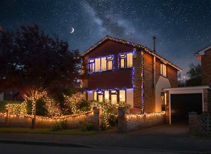 3 Bedroom Terraced House For Sale In Norton Avenue, Canvey Island, Essex, SS8