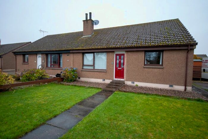 2 Bedroom Semi-Detached House To Rent In St Cyrus, Montrose, Angus, DD10