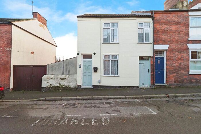 3 Bedroom End Of Terrace House For Sale In South Street, Melbourne, Derby, DE73