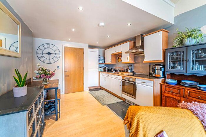 1 Bedroom Flat For Sale In Knightstone Causeway, Weston Super Mare - No Onward Chain, BS23