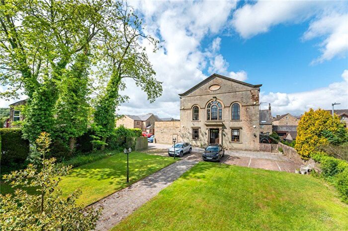 2 Bedroom Flat For Sale In Halifax Road, Cullingworth, West Yorkshire, BD13