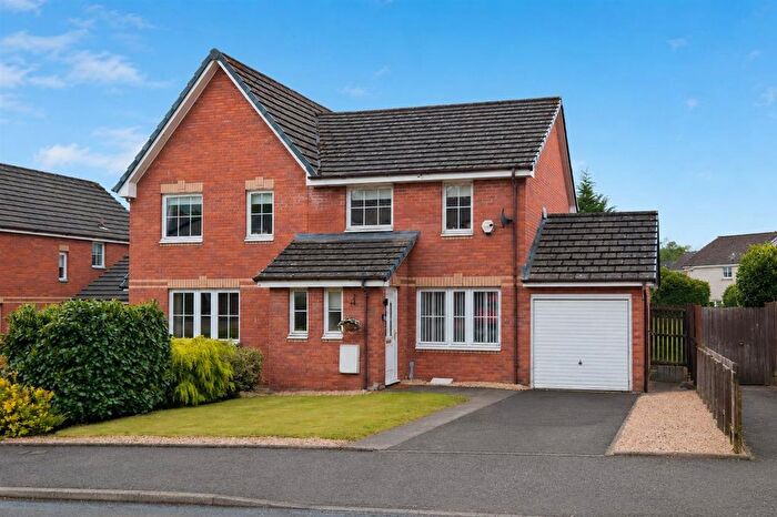 3 Bedroom Semi-Detached House For Sale In Fyne Crescent, Larkhall, ML9