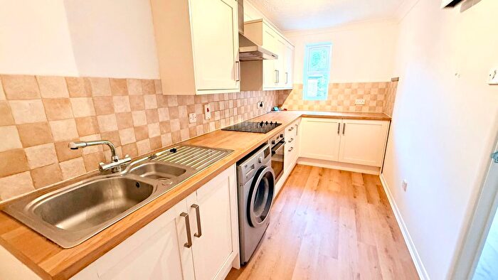 2 Bedroom Maisonette To Rent In Nicholsons Grove, Colchester, CO1