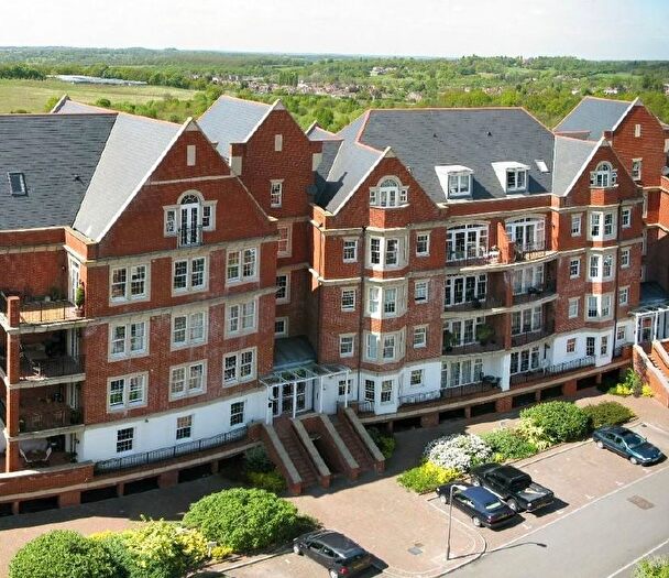 2 Bedroom Flat For Sale In Flat Fisher Court, Rhapsody Crescent, Warley, Brentwood, Essex, CM14