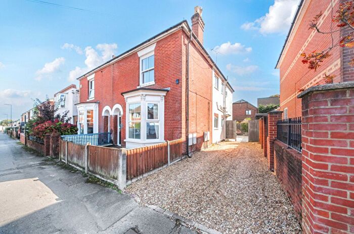 2 Bedroom Flat For Sale In Padwell Road, Inner Avenue, Southampton, Hampshire, SO14