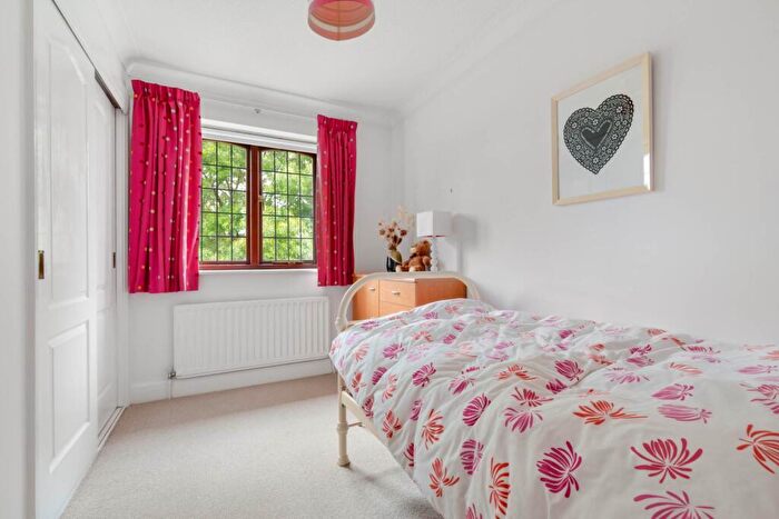4 Bedroom Detached House For Sale In Stevenson Drive, Bracknell, RG42