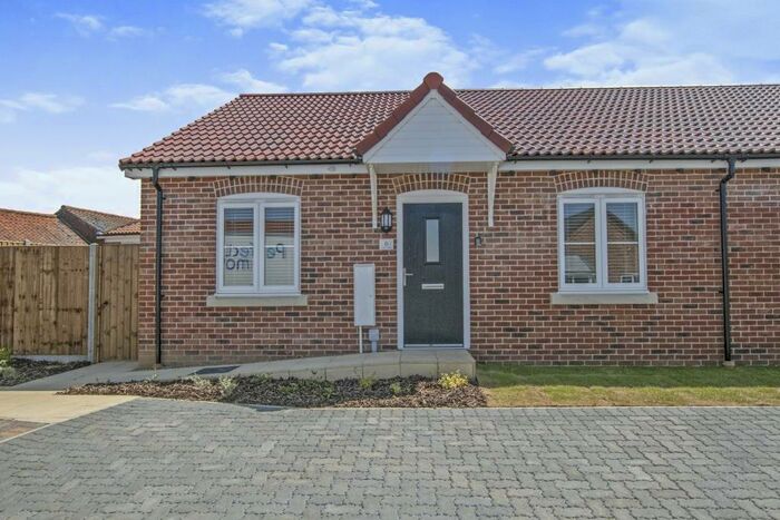 2 Bedroom Bungalow To Rent In Ash Drive, Martham, NR29