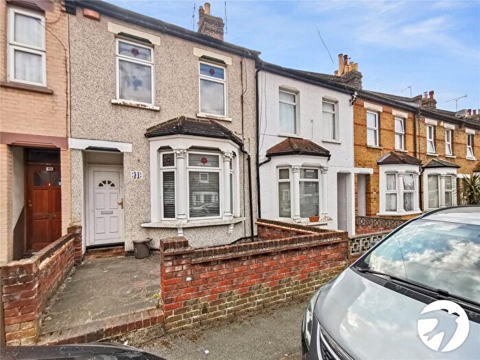 2 Bedroom Terraced House To Rent In Friday Road, Erith, DA8