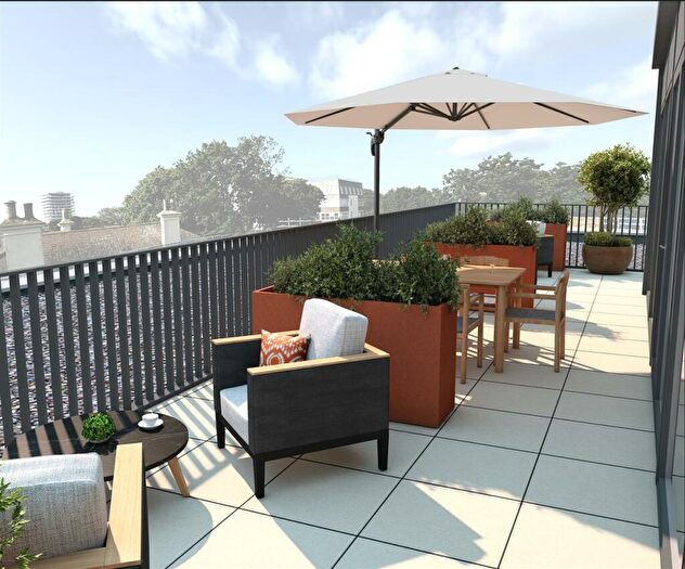 2 Bedroom Retirement Property For Sale In Lindfield Place, BN11
