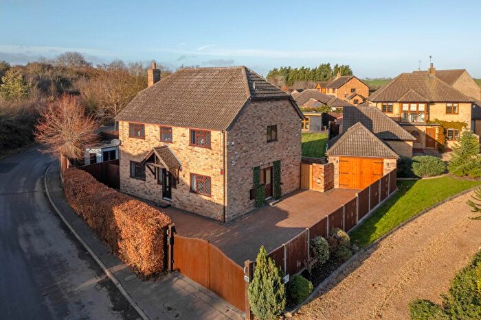 4 Bedroom Detached House For Sale In Willow House, New Road, Woodwalton, Huntingdon, Cambridgeshire, PE28