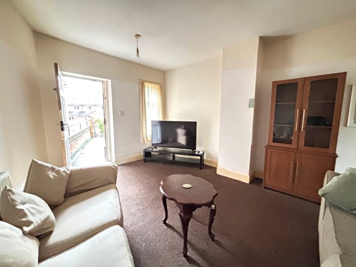 1 Bedroom Flat To Rent In Browning Rd, East Herringthorpe, S65