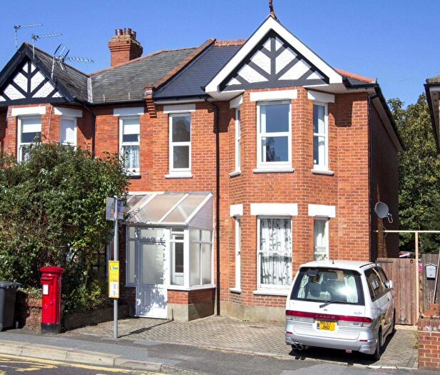 3 Bedroom Flat To Rent In Talbot Road, Winton, BH9