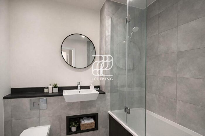 Property To Rent In Alder Point, London, E17