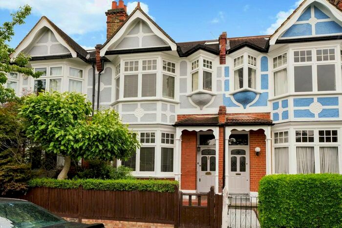 3 Bedroom Property To Rent In Fielding Road, London, W4