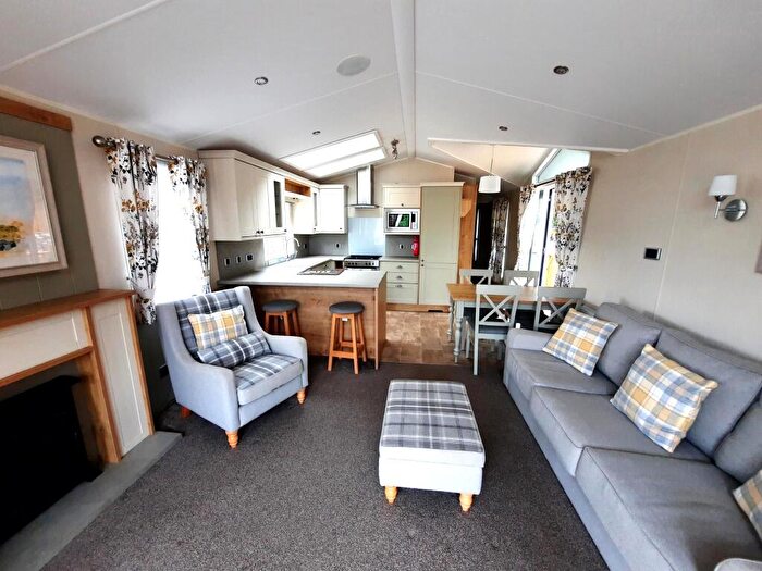 2 Bedroom Caravan For Sale In Woodleigh Caravan Park, Cheriton Bishop, Exeter, EX6