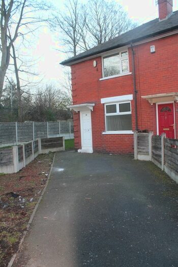 2 Bedroom Semi-Detached House To Rent In Rydal Grove, Manchester M45