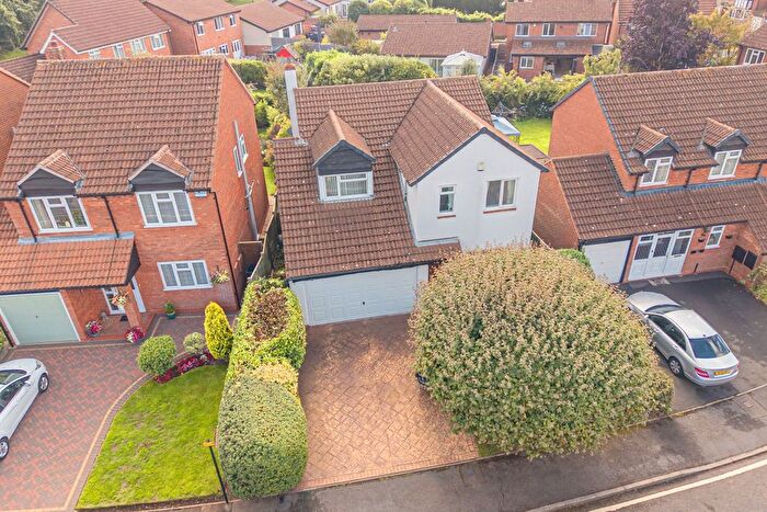 4 Bedroom Detached House For Sale In Tennyson Avenue, Sutton Coldfield, B74