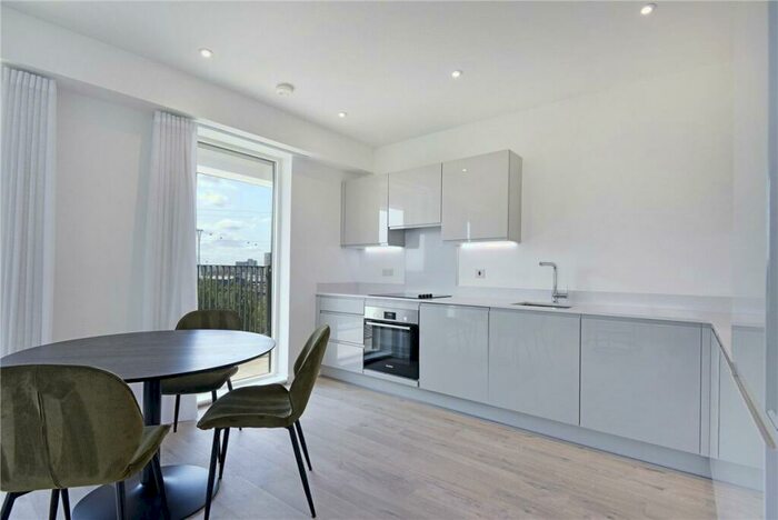 2 Bedroom Apartment To Rent In Heartwell Avenue, London, E16